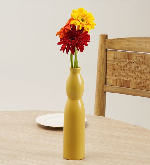 Lynn Yellow Ceramic Table Vase by Purezento
