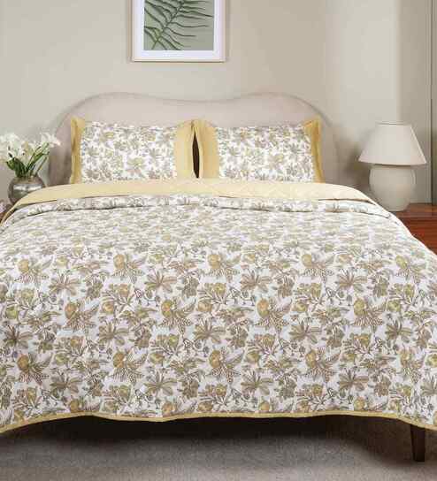 Yellow Cotton Polyester Fruit Print 115 GSM Double Bed Quilt