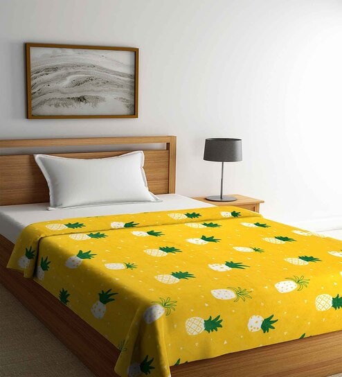 Yellow Microfiber Abstract 250 GSM Double Blanket