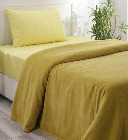 Yellow Solid 110 TC Cotton Single Bed Cover by Maspar