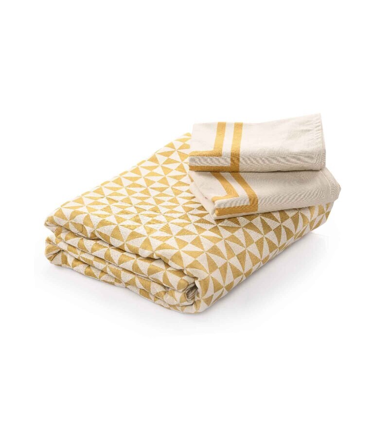 Buy Yellow Geometric 144 TC 100 Cotton Double Bedsheet with 2 Pillow Covers by Saral Home