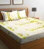 Yellow Giraffe Theme 240 TC Cotton Queen Sized Kids Bed Sheet with 2 Pillow Covers