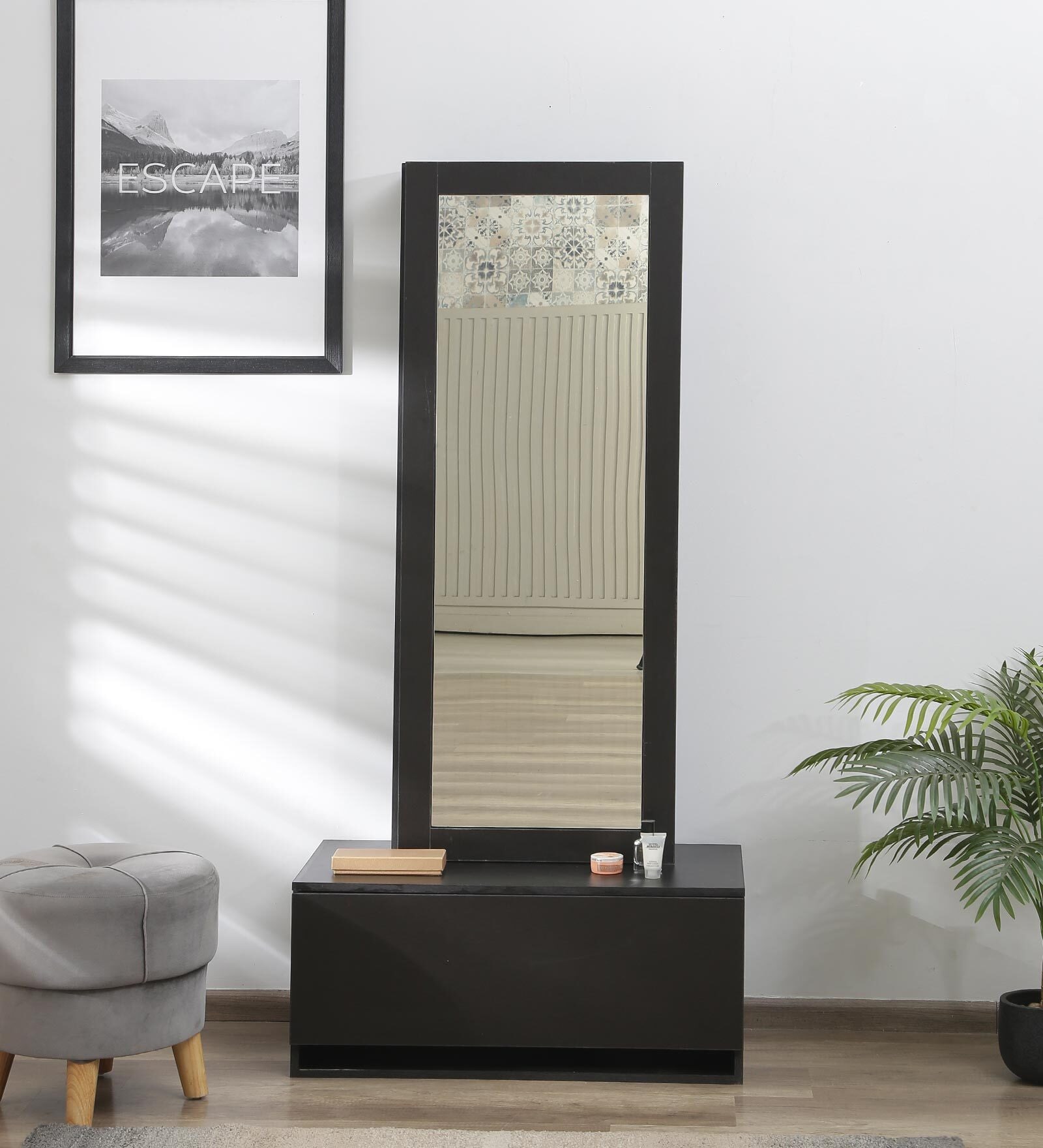 Zenyatta Dresser in Wenge Finish With Hidden Mirror Storage