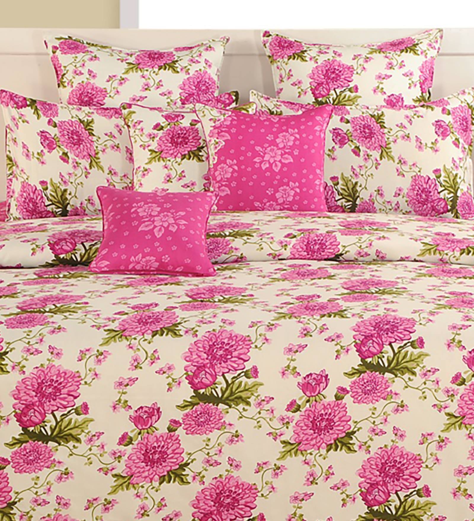 Buy Zinnia Cotton 350 GSM Heavy Winter Double Bed Quilt by Swayam at 49