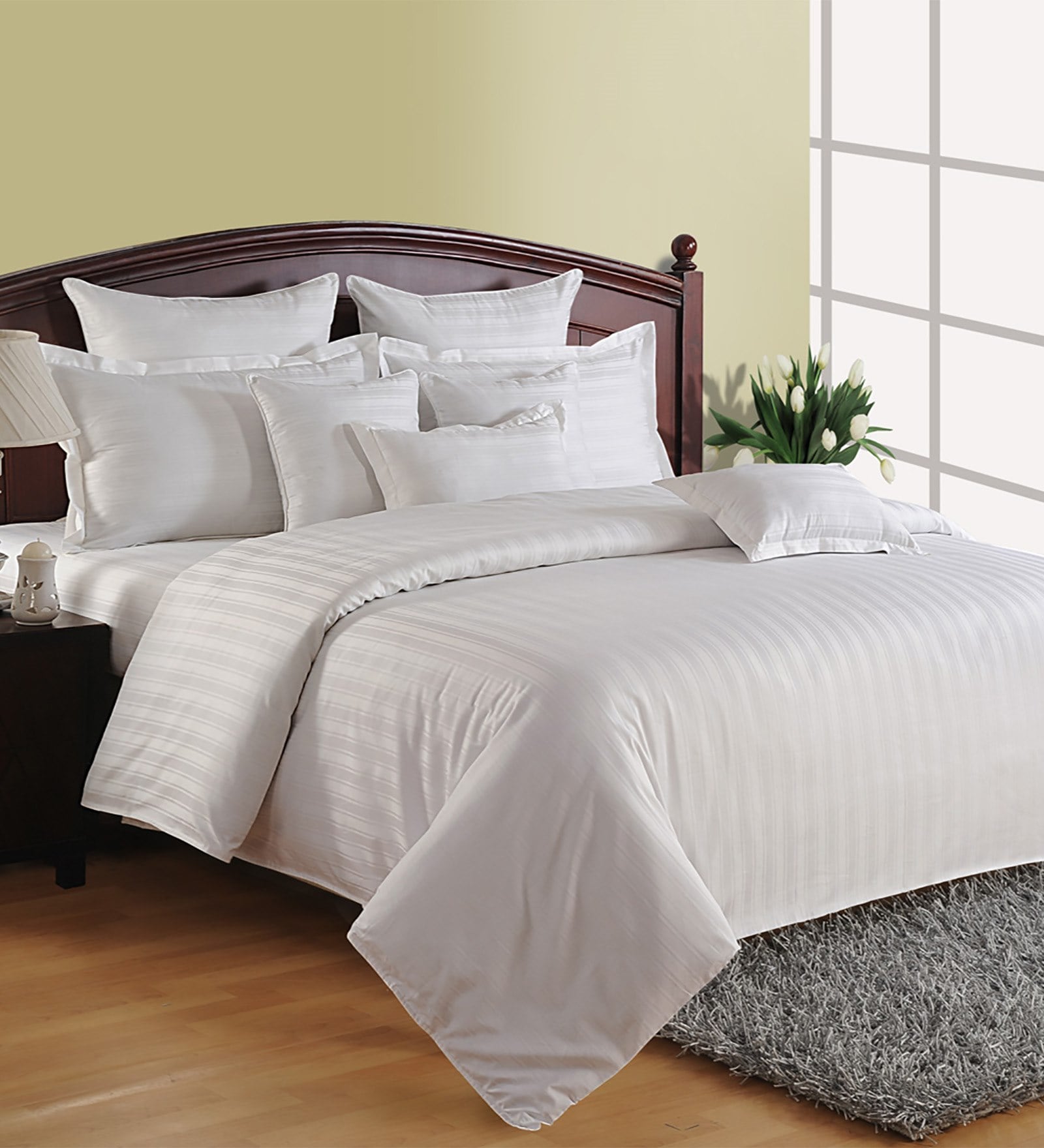 White Cotton Stripes 350 GSM Single Bed Quilt Zinnia Collection