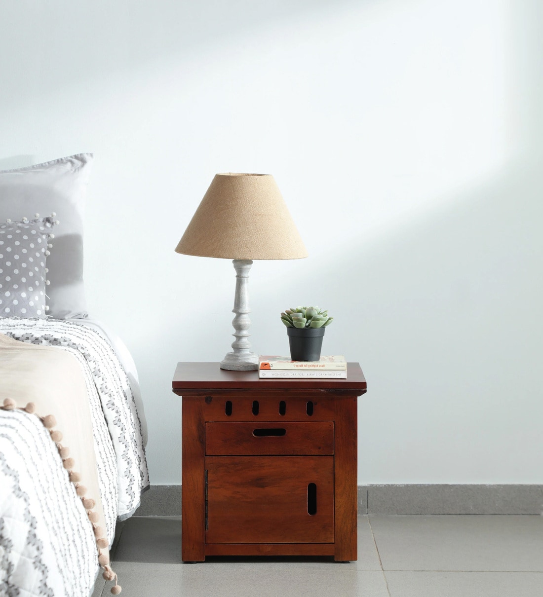 https://ii1.pepperfry.com/media/catalog/product/z/u/1100x1210/zurndorf-sheesham-wood-bedside-table-in-honey-oak-finish-with-drawers-zurndorf-sheesham-wood-bedside-ogmvxn.jpg