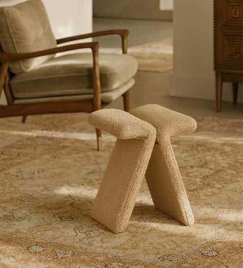 Zuno Pouffe In Ipiano Finish