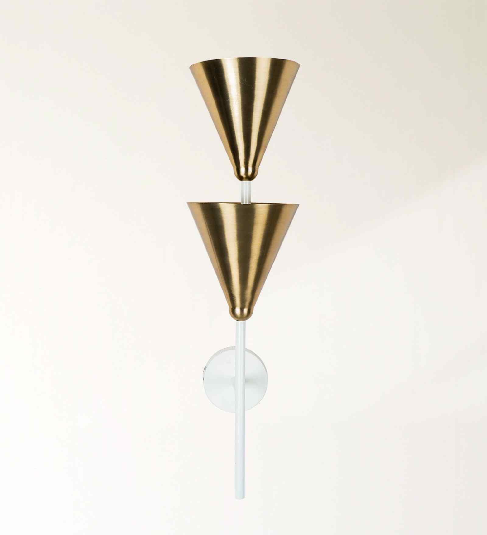 Zyaire Wall Lamp